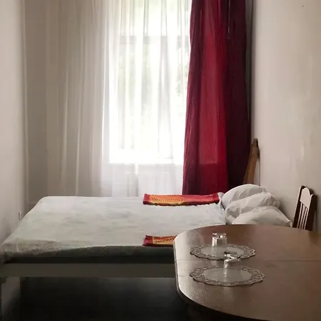 Aivisapartment Albergue