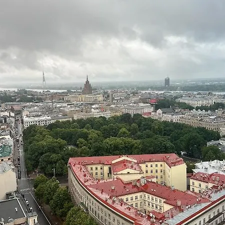 Aivisapartment Hostel *