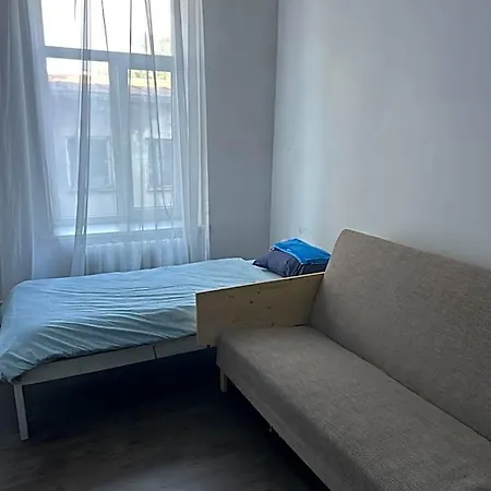 Aivisapartment אכסניה *