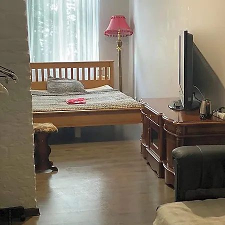 אכסניה Aivisapartment