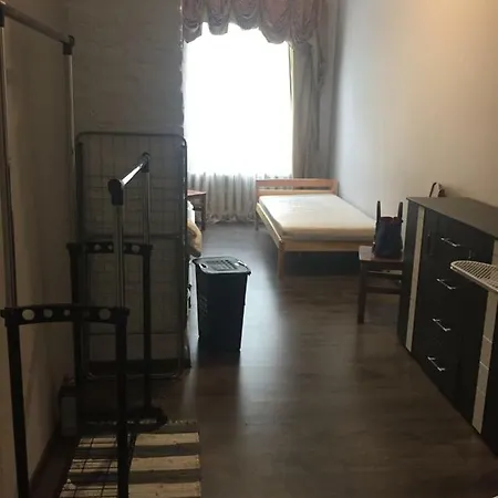 Aivisapartment Hostel *